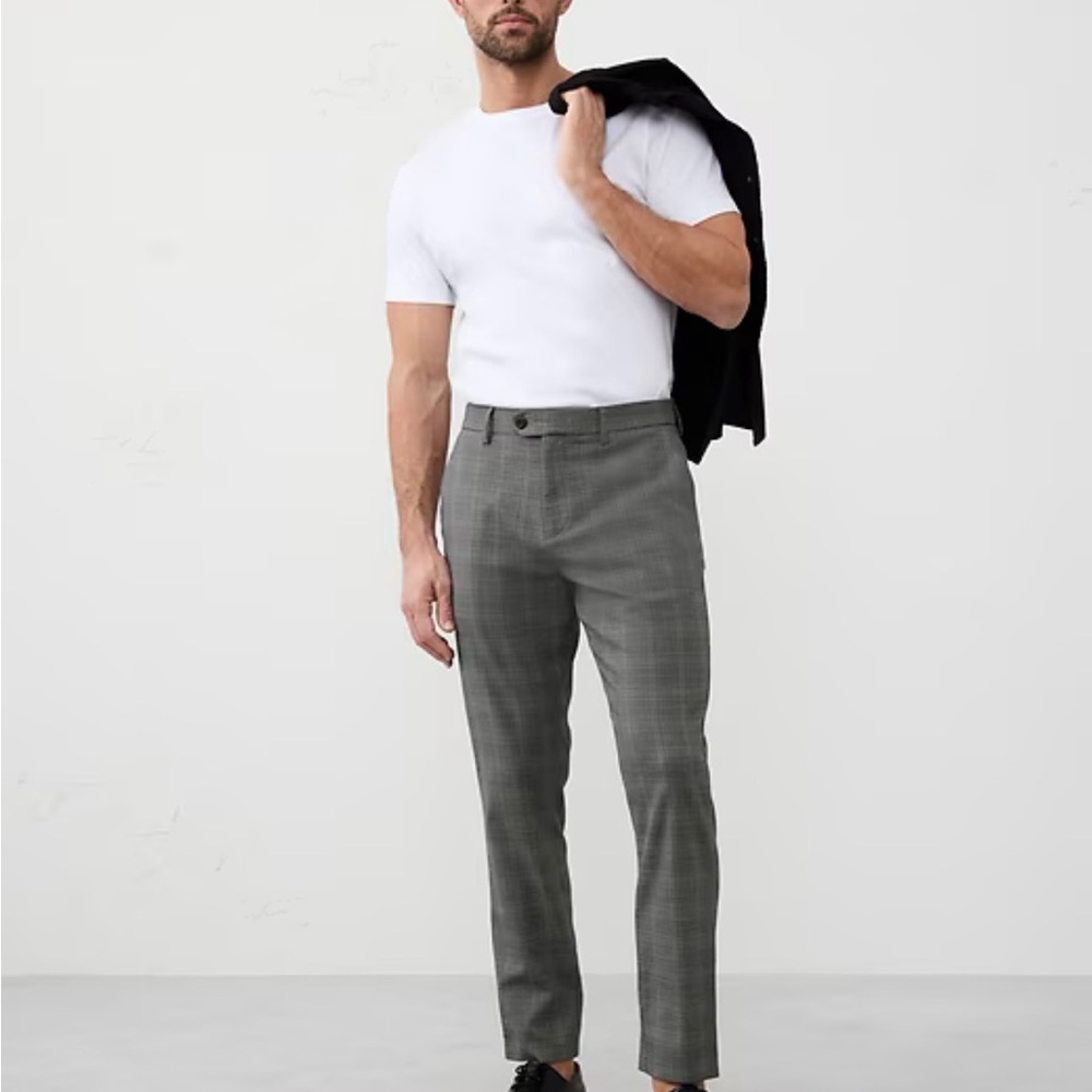Men's Slim-Tapered Plaid Pants